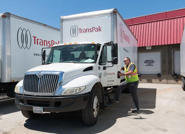 transpak-employee-entering-truck