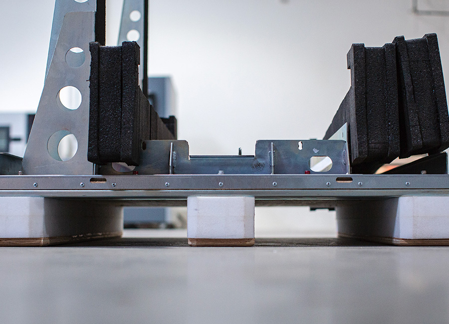 transpak-custom-crate-packaging-metal-frame